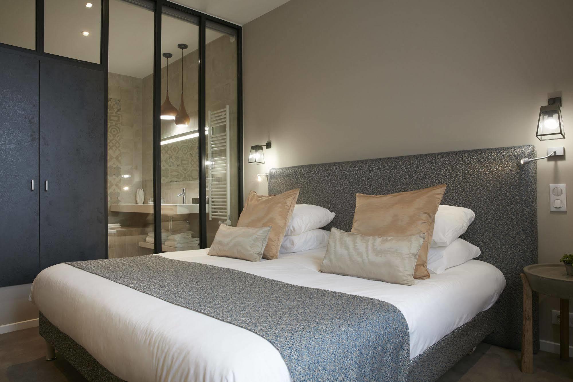 לנגון Logis Hotel - Restaurant Maison Claude Darroze מראה חיצוני תמונה
